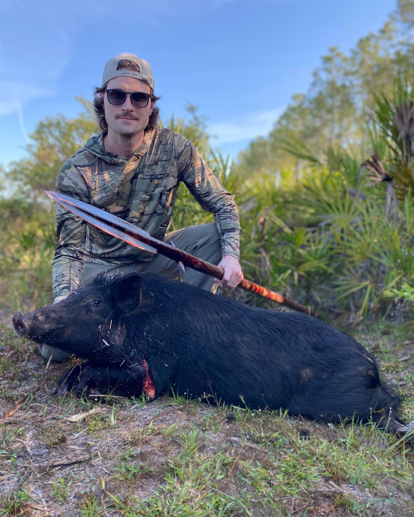 A great morning hog hunt with this crew from MN and FL.